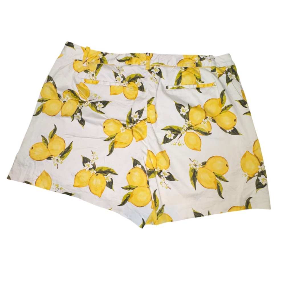 Lane Bryant Tailored Lemon Print Shorts size 18 women’s